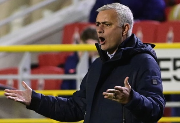 Ảnh bài viết Thua đau, Mourinho nói thẳng 1 câu về tương lai
