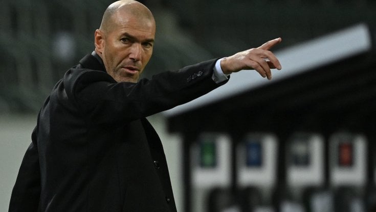 Liều lĩnh để "bóng vàng" dự bị, Zidane quá sáng suốt