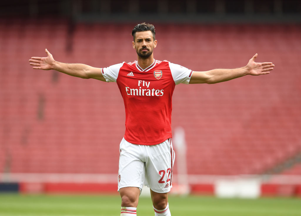 Ảnh bài viết Mari báo tin vui cho Arsenal, sao trẻ "hết cửa" đá chính?