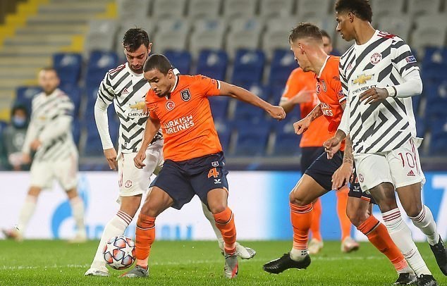 Không còn hừng hực khí thế, cái tên được tung hô giờ như kẻ mất hồn tại Man Utd