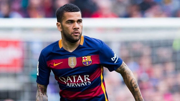 "Cứ chuyền bóng cho Messi, cậu ấy có thể thành công tại Barcelona"