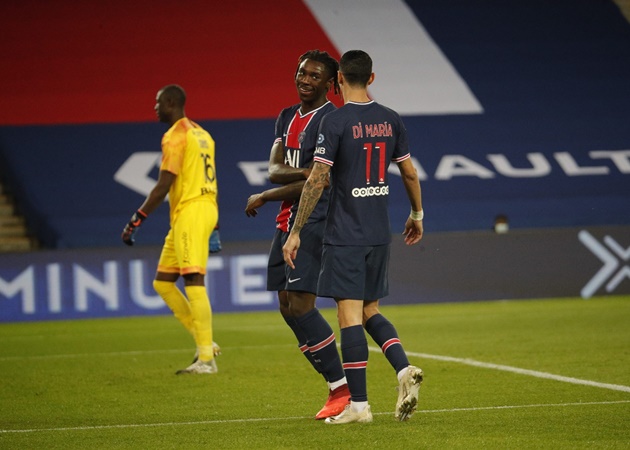 Vắng Neymar và Mbappe, PSG thắng nhàn Rennais nhờ 'kép phụ'