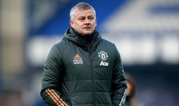 "Hàng phòng ngự của Man Utd có vấn đề vì những cầu thủ đó"