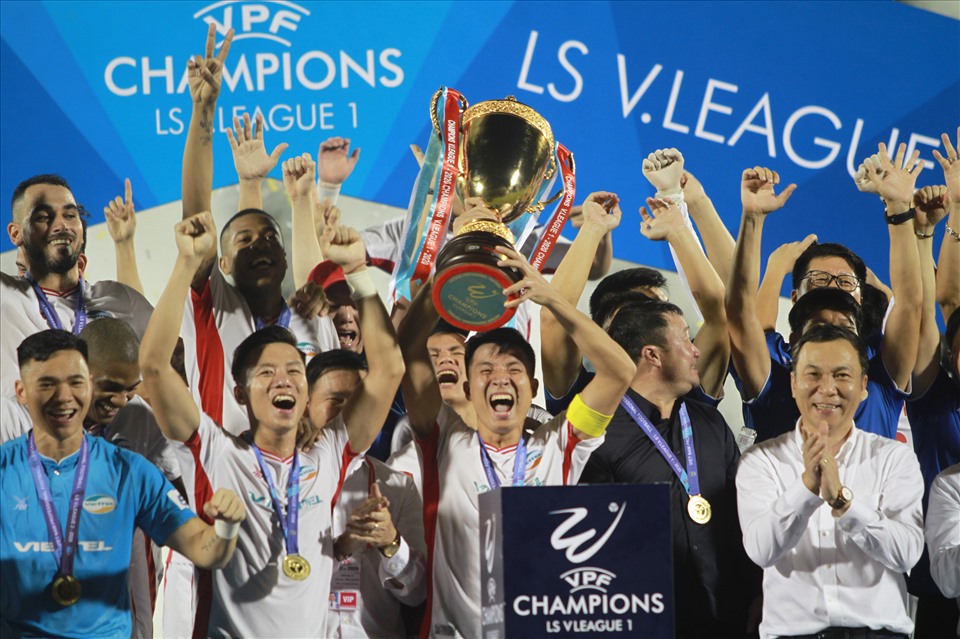 Vô địch V-League 2020, Viettel nhận thưởng tiền tỷ