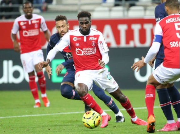 Máy dội bom Ligue 1 khiến Man Utd thổn thức là ai?