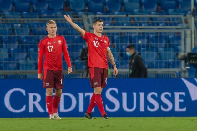 Trận Thụy Sĩ - Ukraine bị hoãn, sao Arsenal tức tốc trở lại London