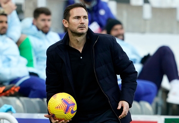 Đấu Newcastle, Frank Lampard khiến NHM ấm lòng với 1 hành động