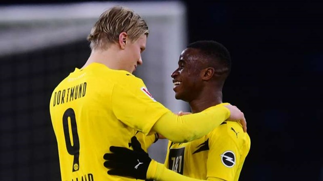 Dortmund bùng nổ sau 1 đêm, Haaland và "thần đồng" chiếm "hết sóng" Bundesliga