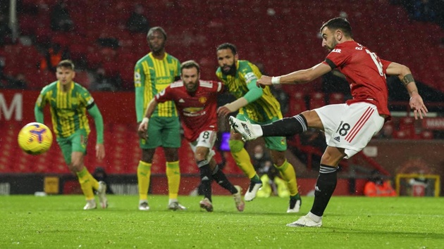 Tiếp tục bị chỉ trích "hôi penalty", Bruno Fernandes thẳng thắn đáp trả