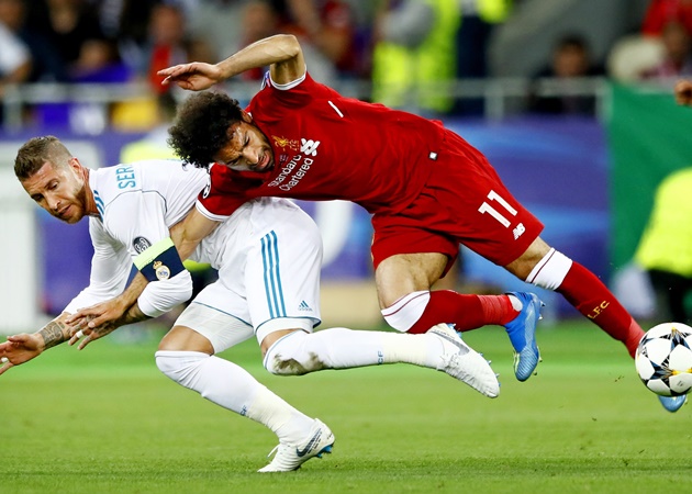 Từ Ramos tới Suarez: 9 ngôi sao khiến bạn chỉ có thể yêu hoặc ghét