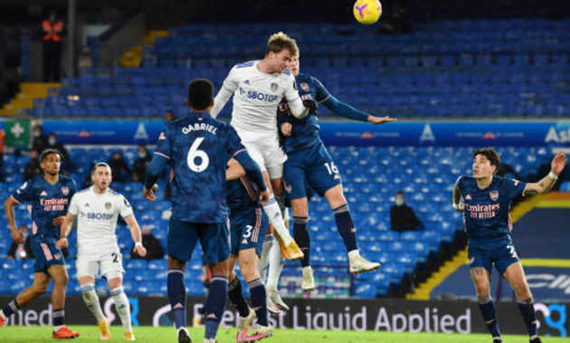 TRỰC TIẾP Leeds 0-0 Arsenal: Pháo thủ quá may mắn (KT)