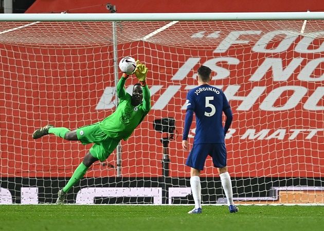 'Mendy làm cho cuộc sống ở Chelsea trở nên dễ dàng hơn'
