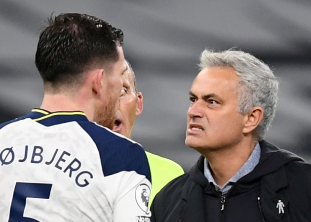 Tham vọng xưng vương, Mourinho giải cứu "nạn nhân" của Lampard