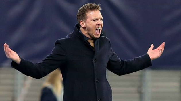 Thua trận, HLV Leipzig điên tiết chỉ trích PSG: "Quả penalty đó đúng là trò hề"