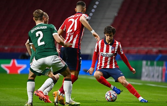 Hòa tẻ nhạt Lokomotiv Moscow, Atletico bị Bayern bỏ xa trên BXH