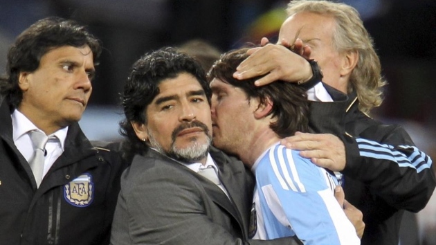 Sự thật về mối quan hệ giữa Messi và Maradona