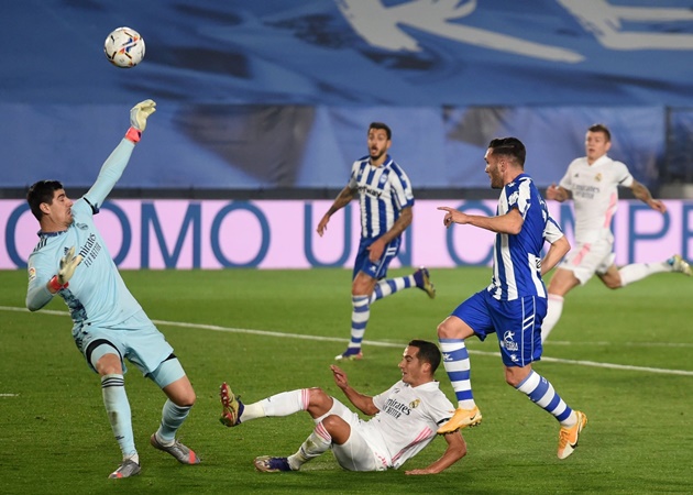 Bùng nổ như Messi, 'hàng thải' Pháo thủ khiến Real Madrid ôm hận