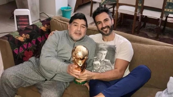 Bác sĩ riêng bị cáo buộc ngộ sát Maradona