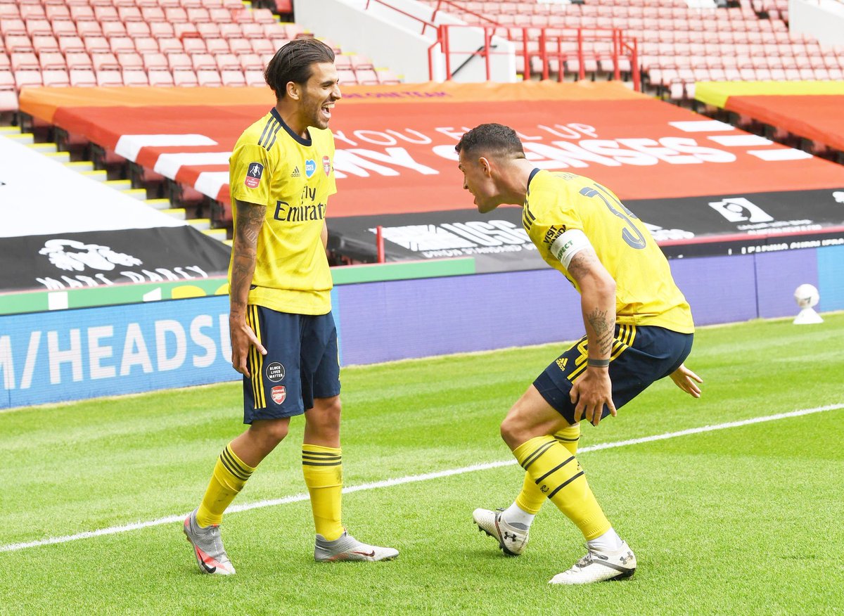 Arsenal thua trận, chuyên gia chỉ ra 2 ngôi sao đá như mơ ngủ