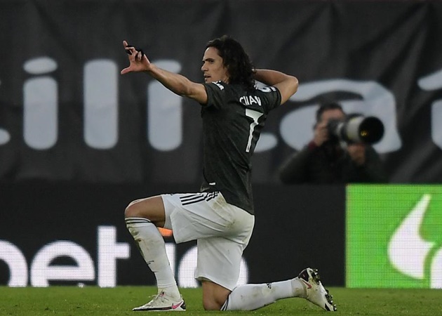 Cavani bùng nổ ở Man Utd, Tim Cahill chỉ ra tố chất hơn người