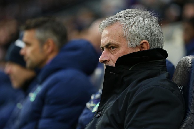 Hơn 1 năm trôi qua, sao Tottenham dùng 2 từ mô tả Mourinho