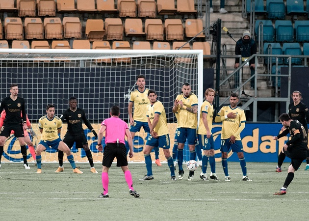 Điểm nhấn La Liga sau 12 vòng: Cú sốc Barca; Tốp đầu 'hỗn loạn'