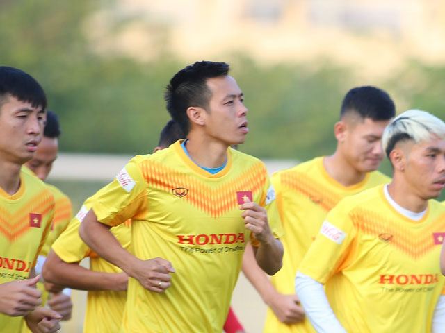 Ảnh bài viết Thầy Park lên tiếng về việc gọi Văn Quyết trở lại ĐT Việt Nam sau 2 năm