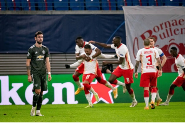 Ảnh bài viết Hàng thủ thảm họa, Man Utd chính thức bật bãi khỏi Champions League