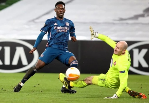 Hargreaves chỉ rõ bộ ba có thể giúp Arsenal chinh phục danh hiệu