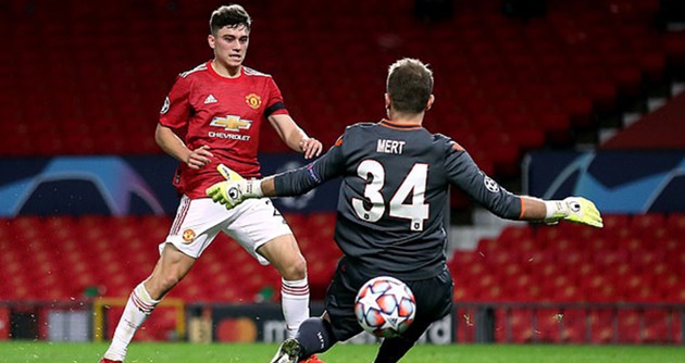 Đón "máy chạy vạn người mê", Man Utd cho Daniel James ra rìa