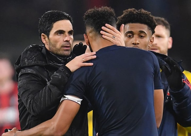 Hàng công Arsenal sa sút thảm hại, Arteta theo sát 'tiểu Zlatan'