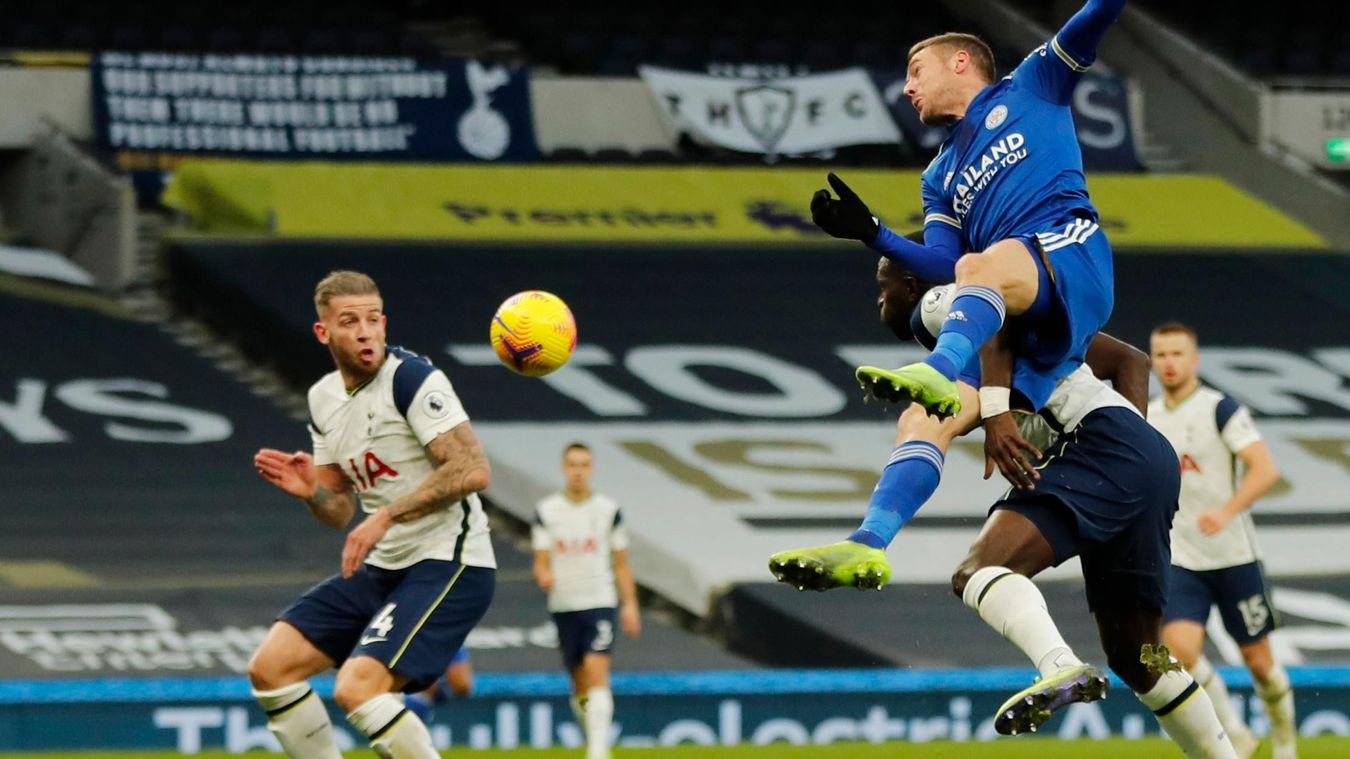 Leicester City bắn hạ Tottenham, trật tự Top 4 đảo lộn chóng vánh
