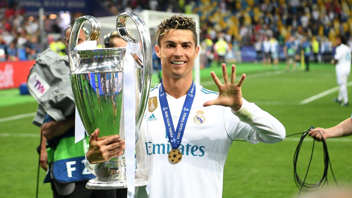 'Việc Ronaldo rời Man United để đến Real là một bước tiến'