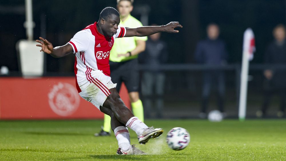 Mino Raiola mang 'Lukaku mới' chào hàng AC Milan