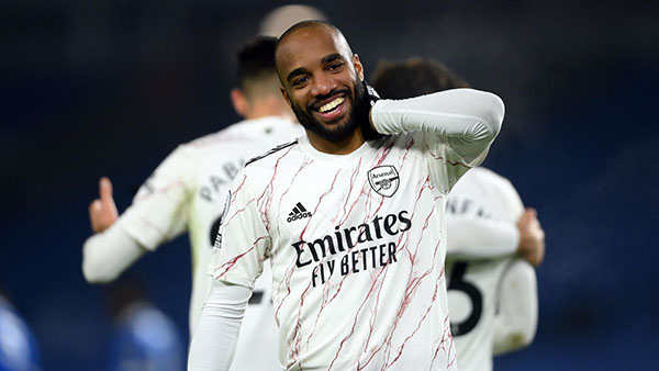Ảnh bài viết Arteta lý giải việc cất "người hùng" Lacazette đá dự bị trận Brighton