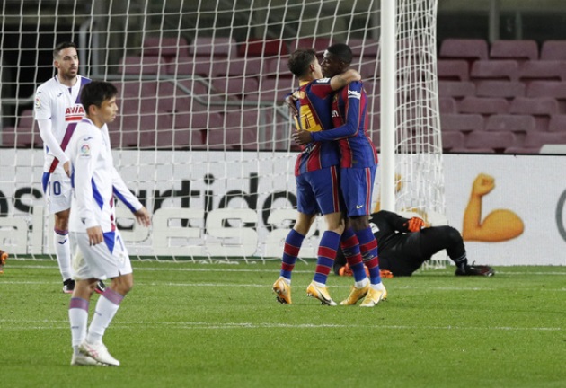 Messi đã đúng khi chỉ trích Barcelona