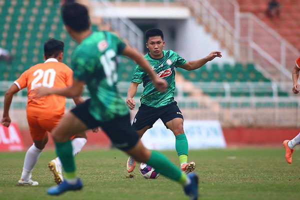 Thua trắng tân binh V-League, HLV CLB TP.HCM chỉ ra điểm yếu của các học trò