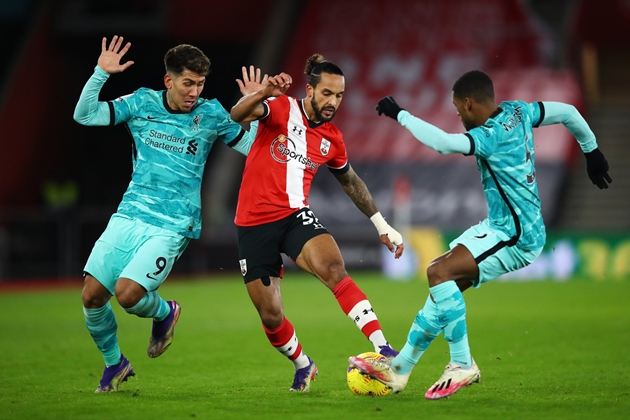 7 thống kê đáng chú ý sau trận Southampton 1-0 Liverpool: "Khắc tinh" của các nhà ĐKVĐ lộ diện