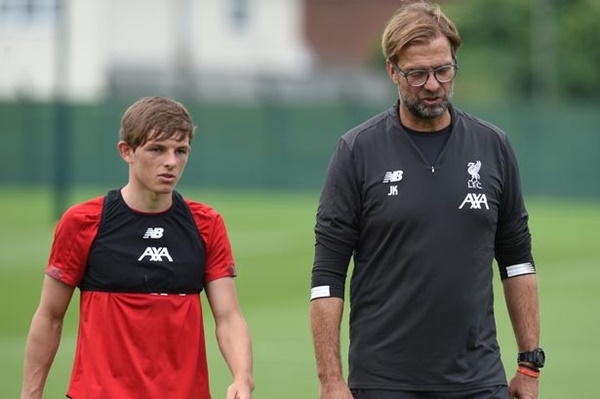 5 sản phẩm "cây nhà lá vườn" sẽ giúp Liverpool tiết kiệm hàng trăm triệu bảng trên TTCN