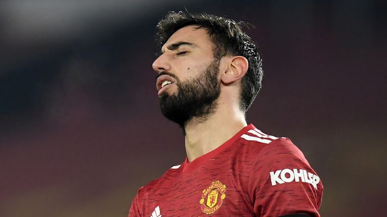 Man Utd thua đau, Roy Keane chỉ ra sự thật đau lòng về Bruno Fernandes