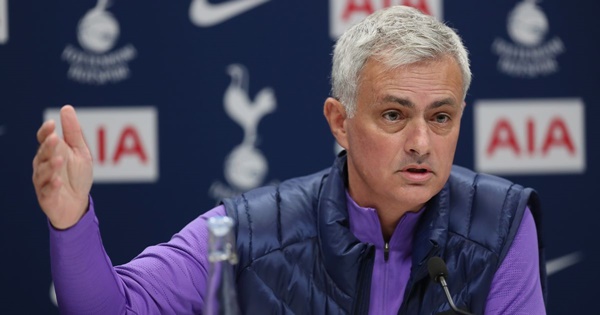 4 mục tiêu Jose Mourinho muốn chiêu mộ trong tháng Giêng