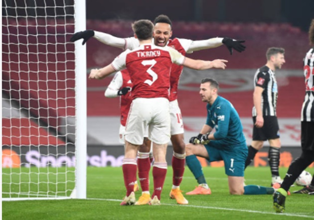 Ảnh bài viết 5 điểm nhấn Arsenal 2-0 Newcastle: Kịch tính muộn màng và lời khẳng định của dàn sao trẻ