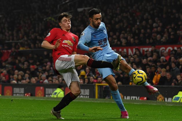 XONG! Đấu Man Utd, 4 cầu thủ Burnley vắng mặt vì COVID-19