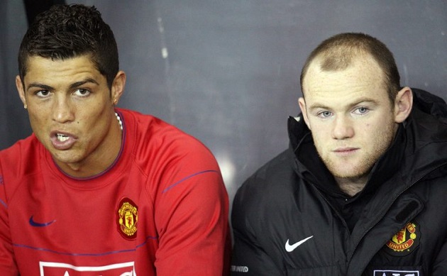 Điều gì đã xảy ra ở lần đầu Ronaldo gặp Rooney?