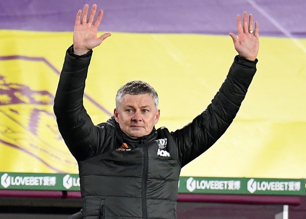 Ảnh bài viết Man Utd đua vô địch, Scholes chỉ điểm Ole cầu thủ chủ chốt cần mang về