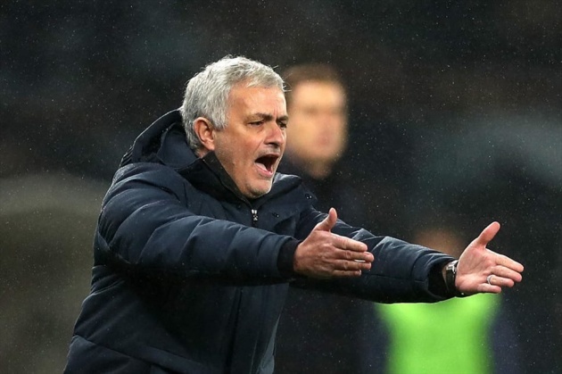 3 "cực phẩm" tuyến giữa khiến đại gia nước Anh phát sốt: "Mong ước" của Mourinho