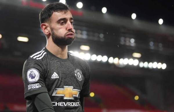 Ảnh bài viết “Bruno ghi vô số bàn thắng trên chấm 11m, nhưng lại mất tích trong các trận đấu lớn”