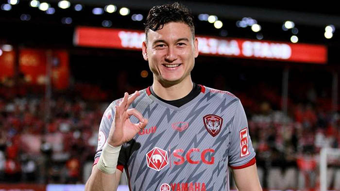 Muangthong có thể bị phạt nặng sau vụ lùm xùm với Đặng Văn Lâm