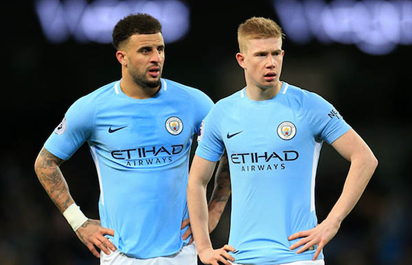 Pep Guardiola lên tiếng về 2 ca chấn thương của Walker và De Bruyne