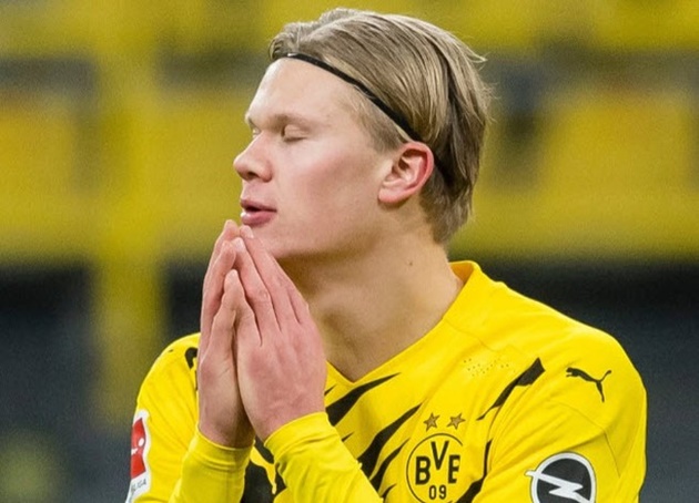 Haaland lẻ loi trong ngày Dortmund đại bại